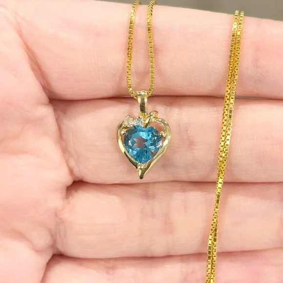 10K Swiss Blue Topaz heart cut cz petite elegant yellow gold open heart pendant - Picture 3 of 11